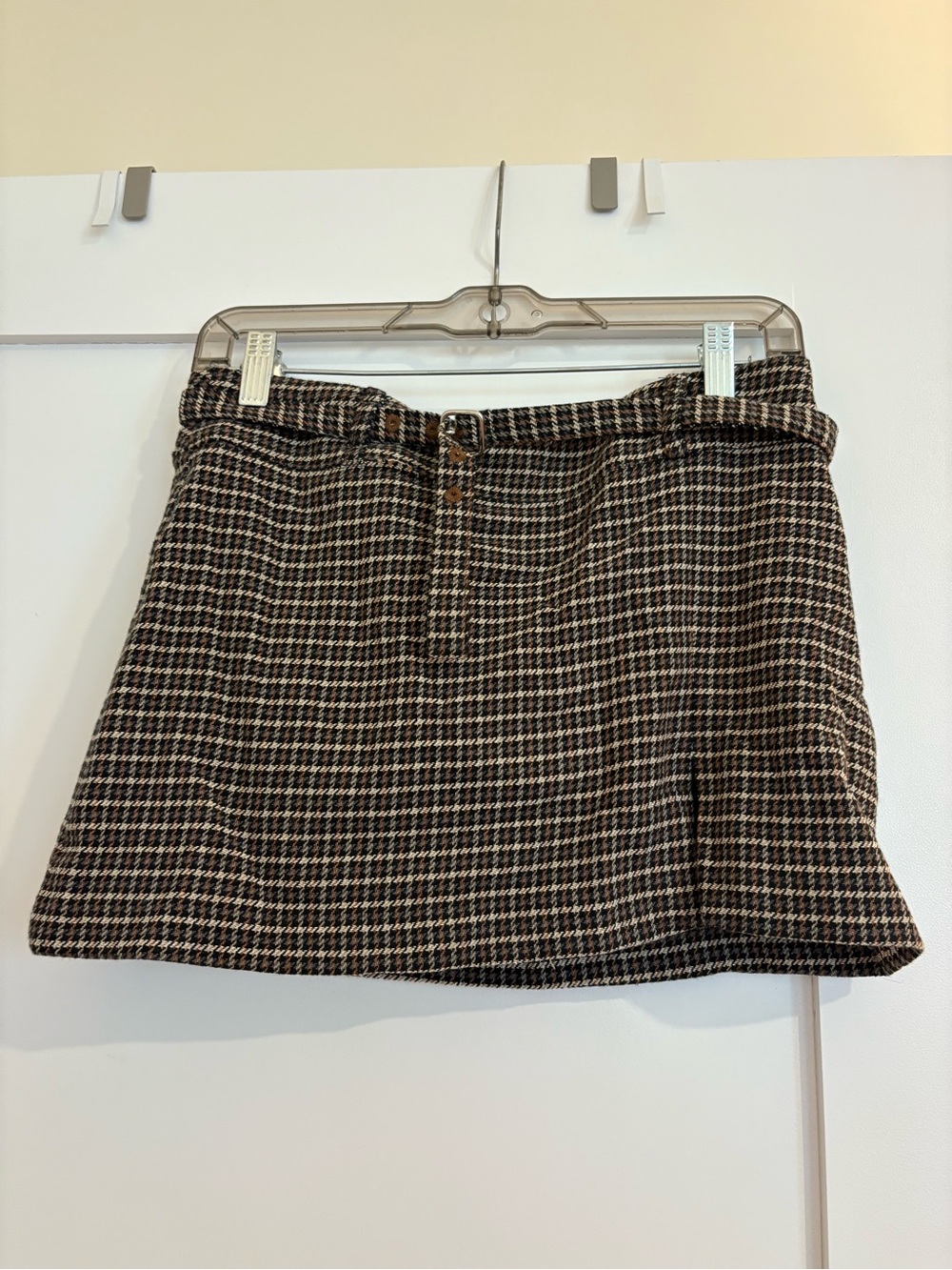 Zara Houndstooth Belted Mini Skirt in Black and Brown